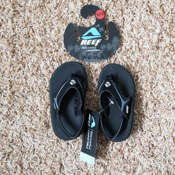 NWT  Kid's Reef Slap II Sandals - Picture 1 of 3